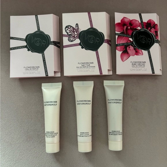 Viktor & Rolf Other - 6 Piece Viktor & Rolf Fragrance Sample Set
